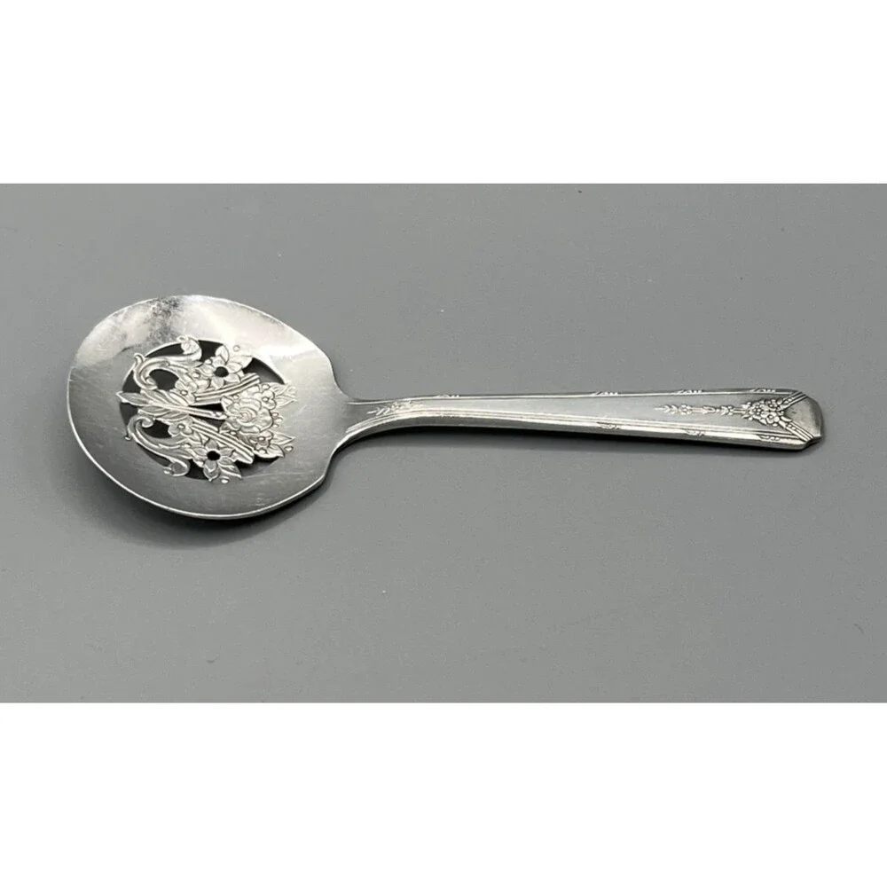 Vtg Oneida Community Milady Bon Bon Spoon 4.5